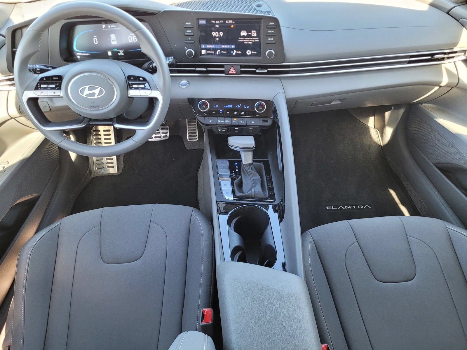 Certified 2026 Hyundai Elantra SEL Sport Premium FWD image 10