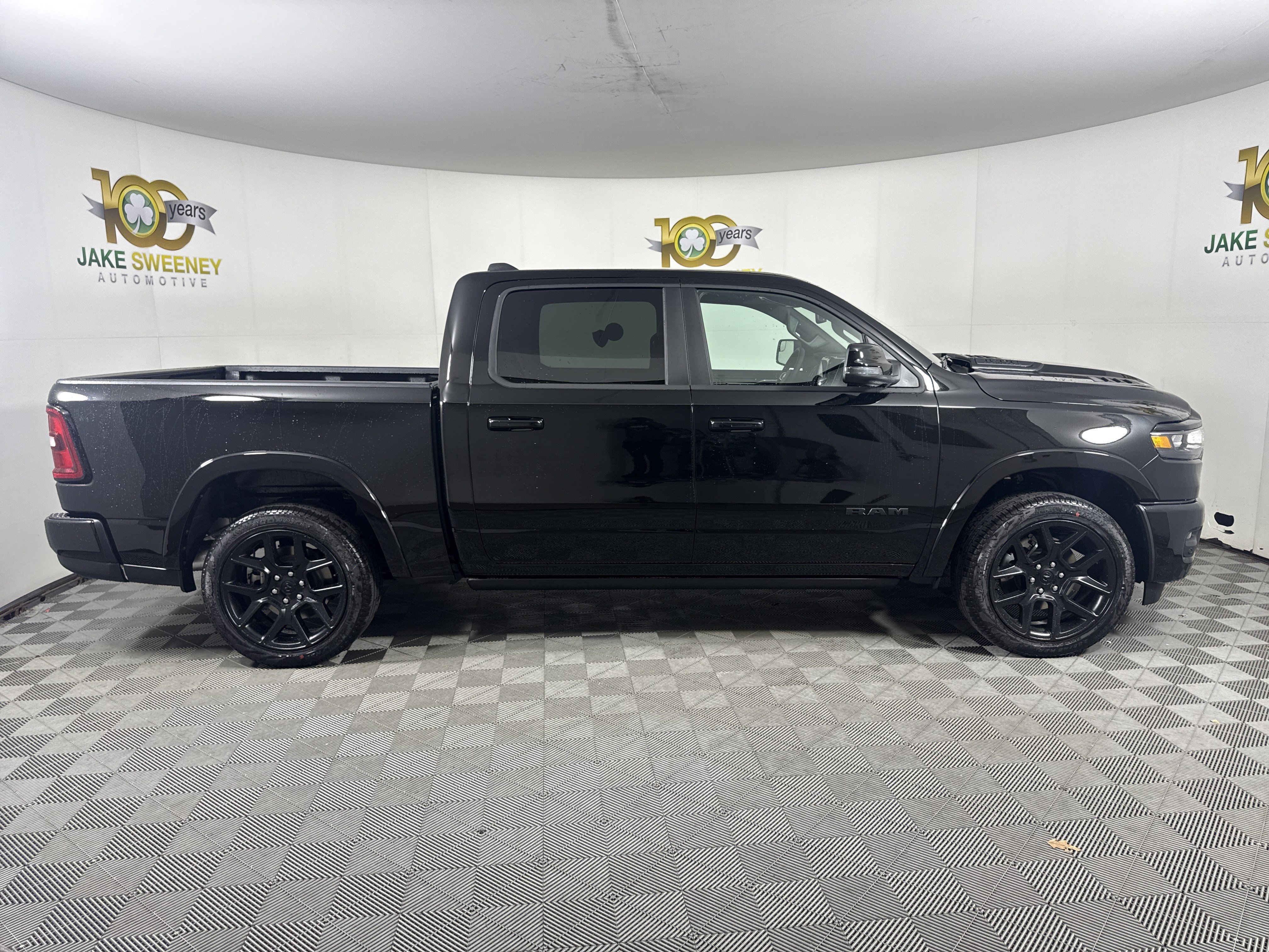 New 2027 RAM 1500 Laramie w/ Night Edition AWD/4WD image 11