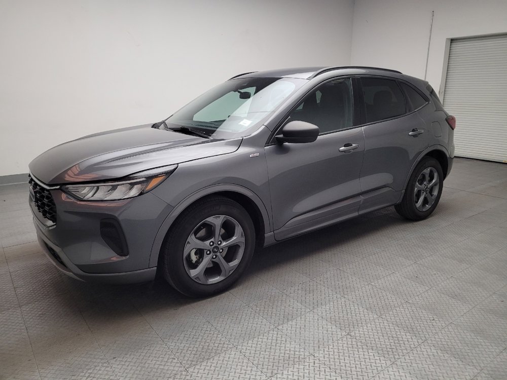 Used 2023 Ford Escape ST-Line w/ Cold Weather Package image 2