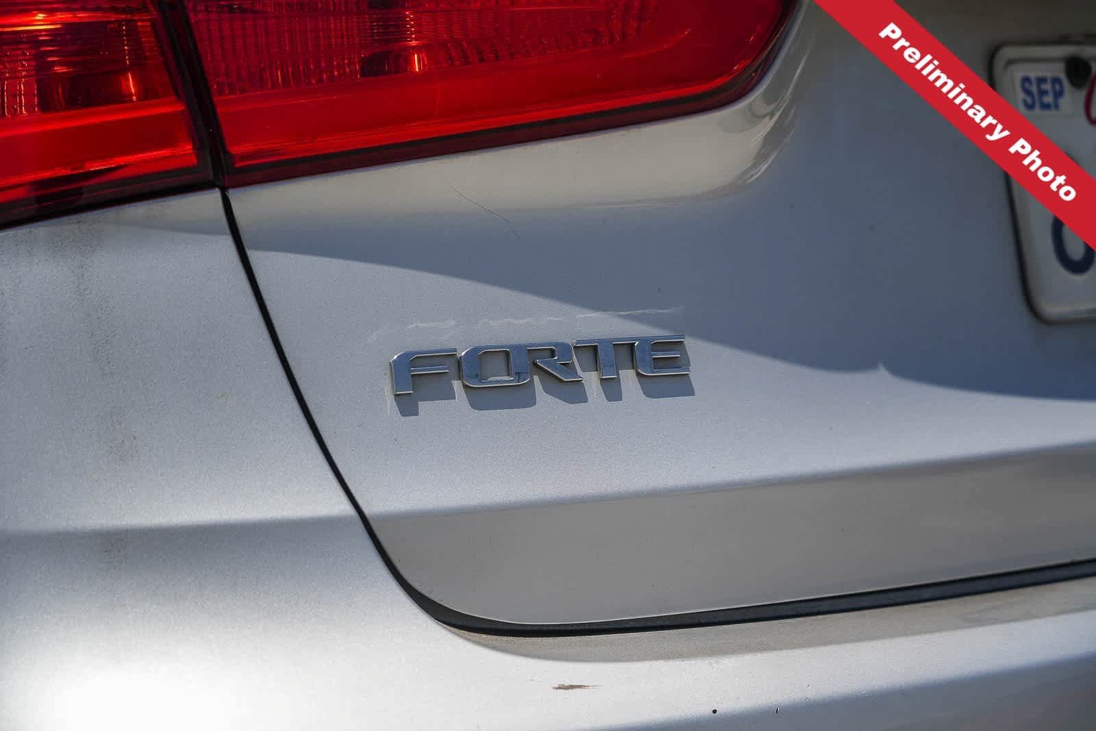 Used 2016 Kia Forte LX FWD image 10