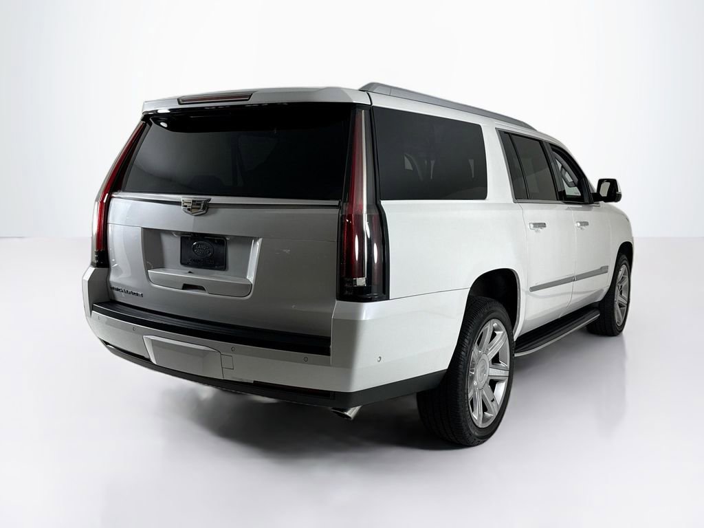 Used 2019 Cadillac Escalade ESV Luxury image 5