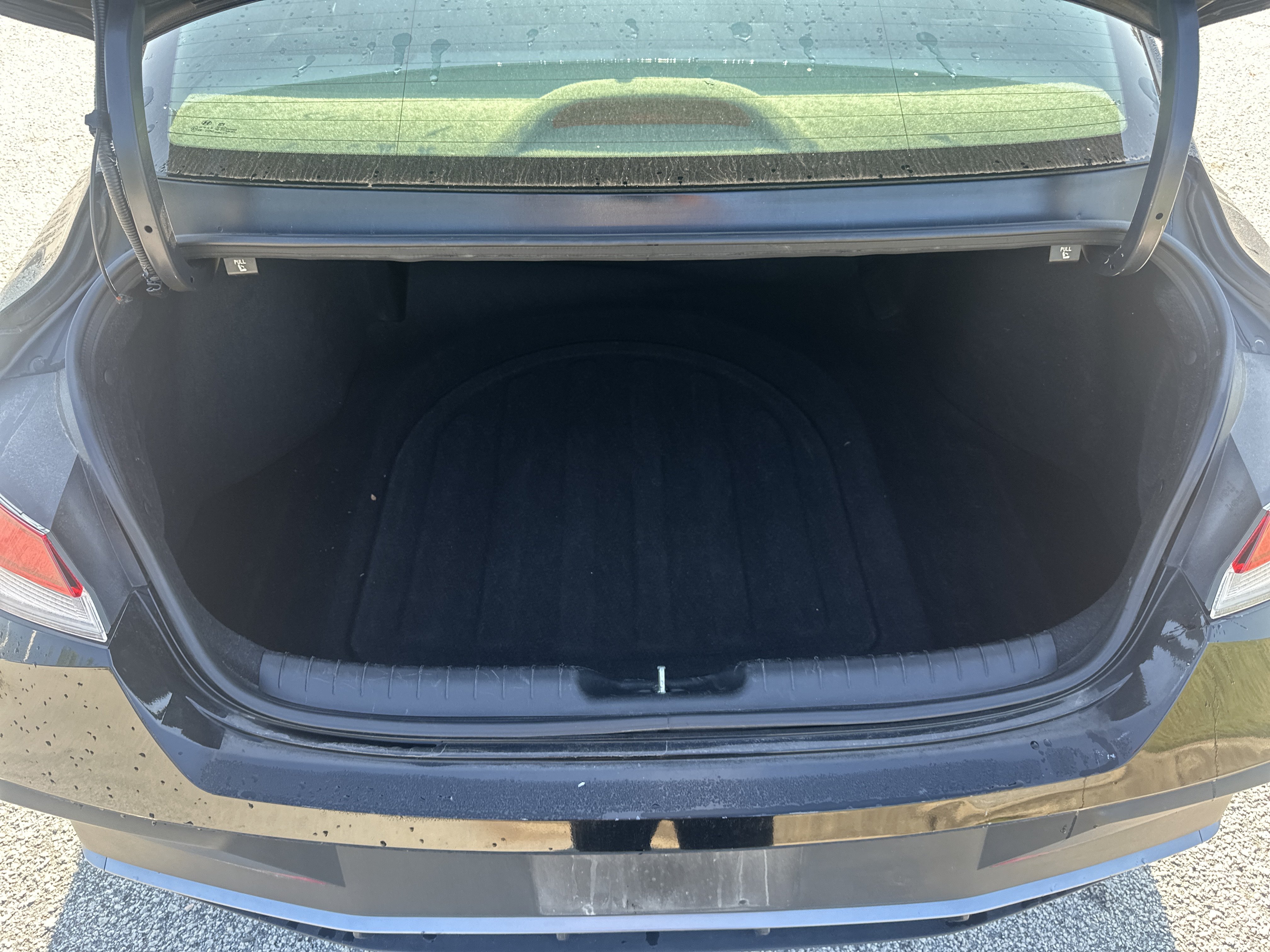 Used 2024 Hyundai Elantra SEL FWD image 18