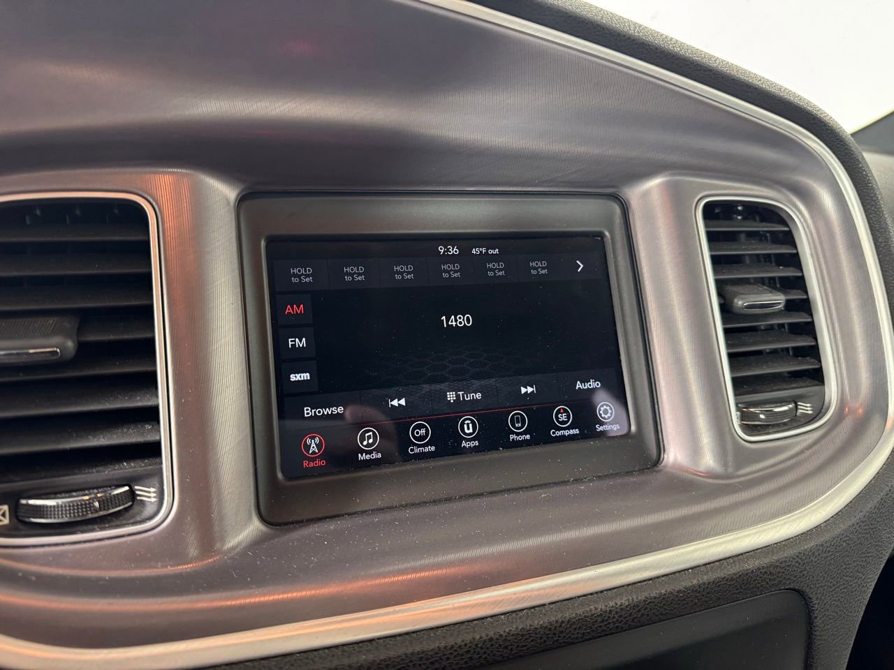 Used 2022 Dodge Charger SXT image 15