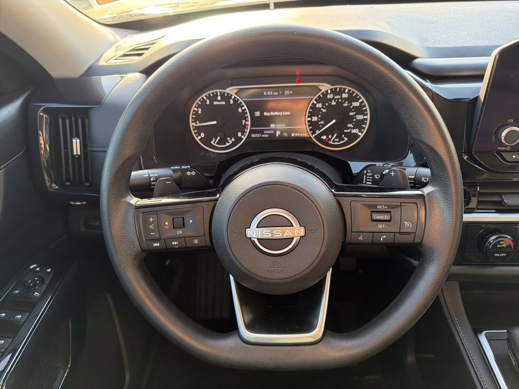Used 2022 Nissan Pathfinder S image 21