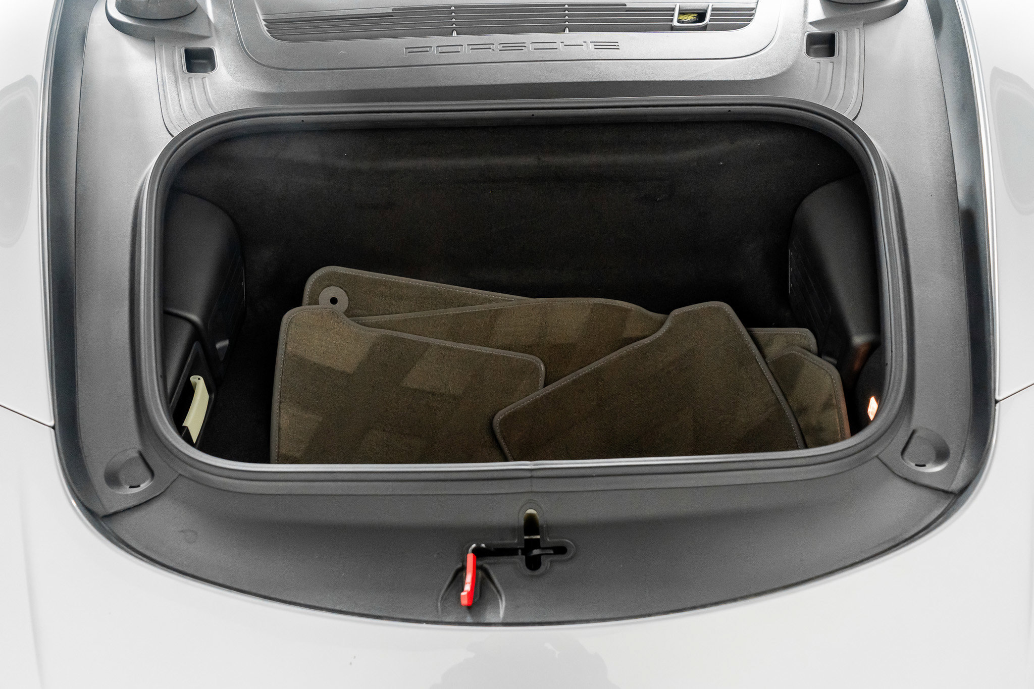 Used 2017 Porsche 911 Turbo S image 47