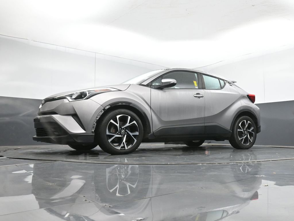 Used 2019 Toyota C-HR image 37
