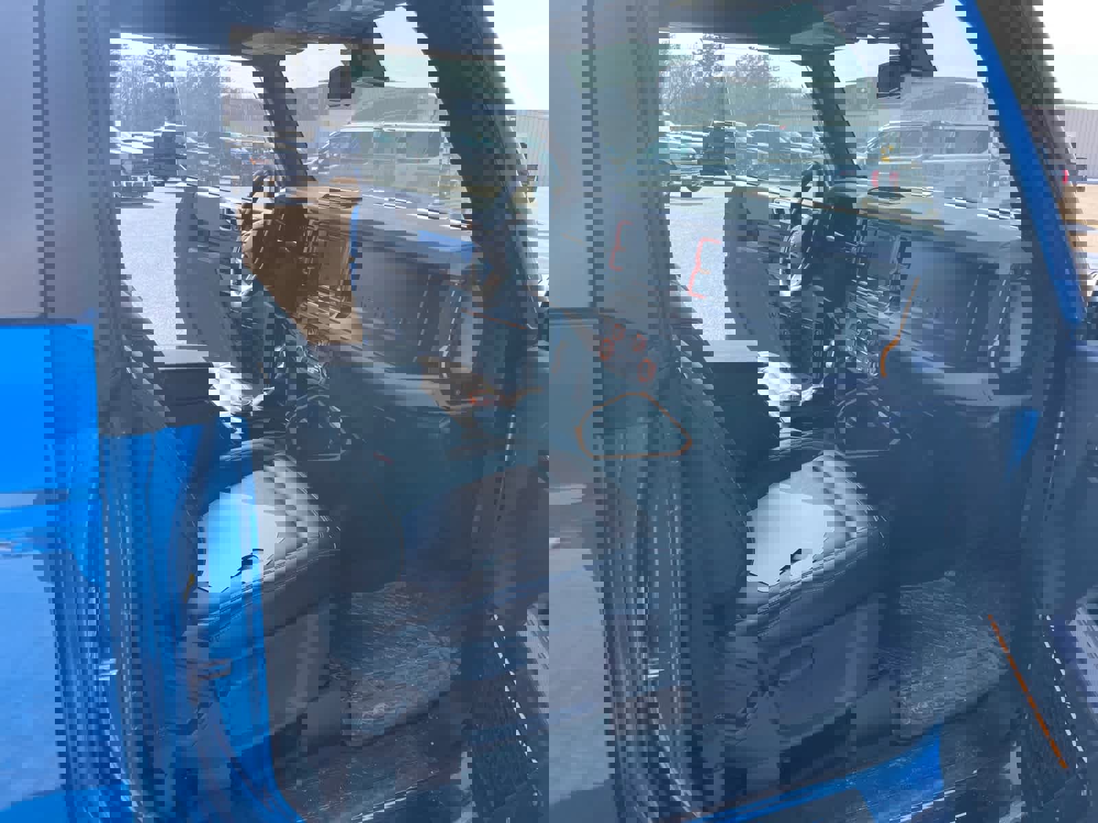 Used 2023 Ford Bronco Badlands w/ Sasquatch Package image 17