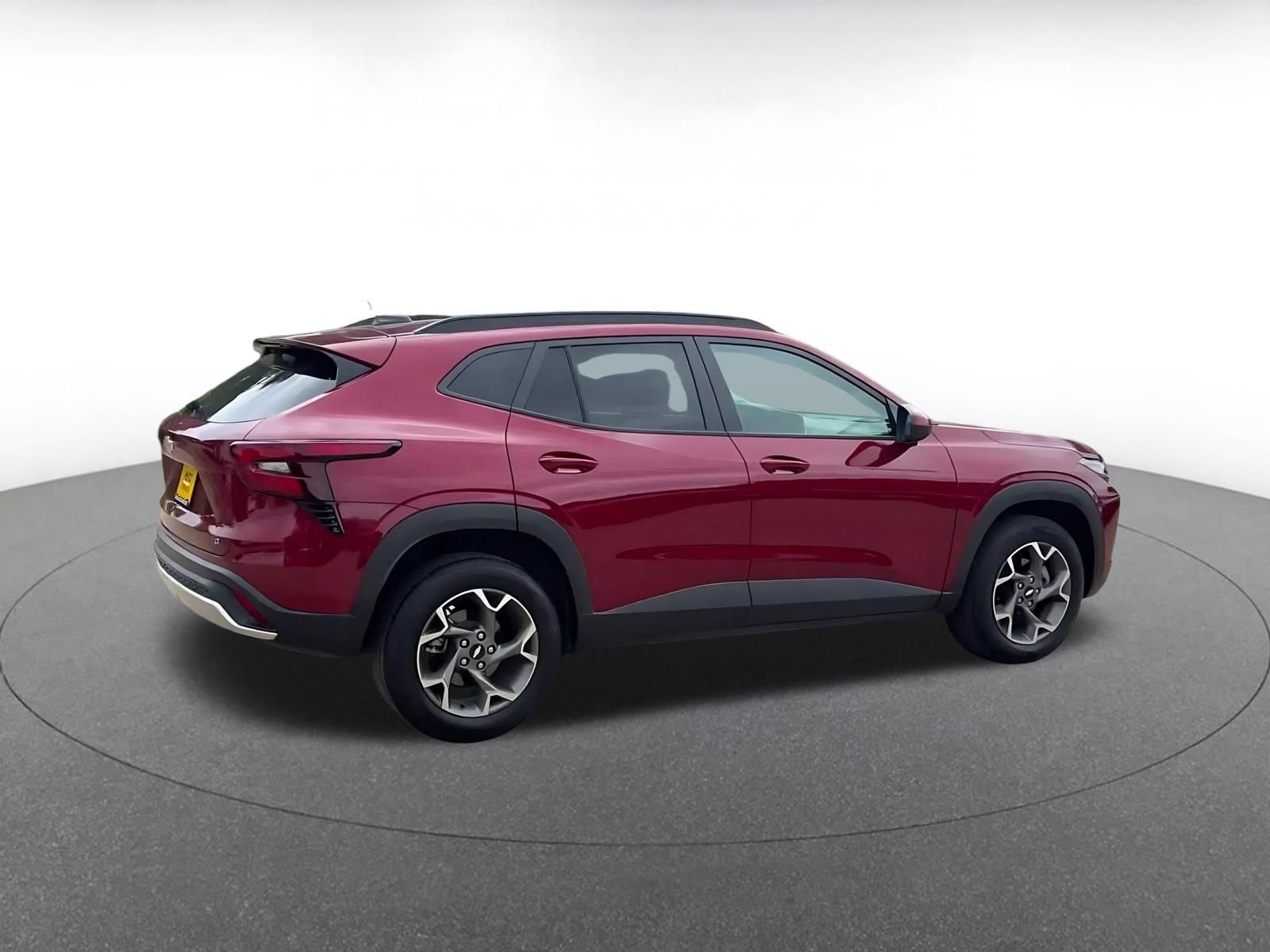 Used 2025 Chevrolet Trax LT FWD image 15