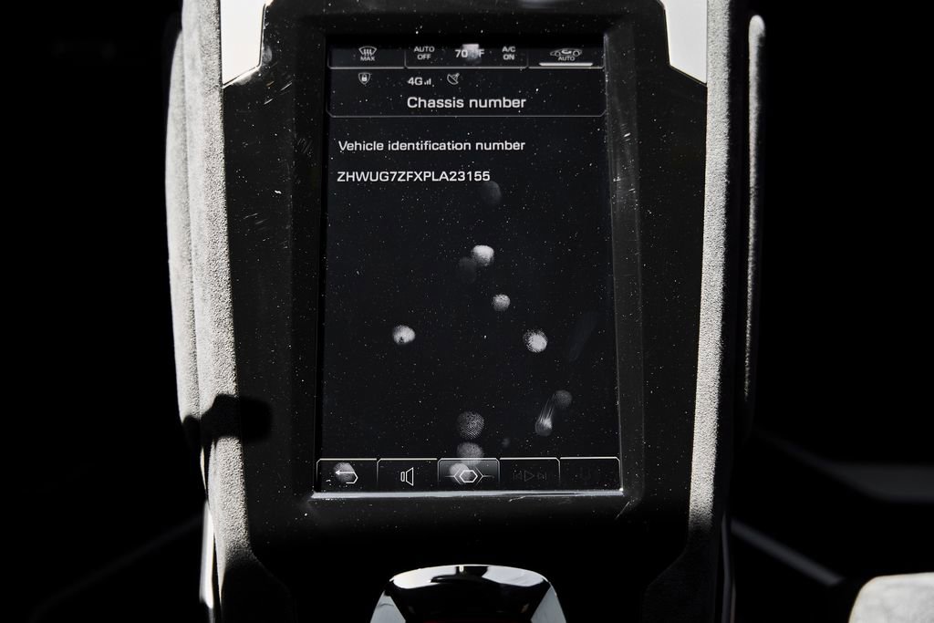 Used 2023 Lamborghini Huracan Sterrato image 73