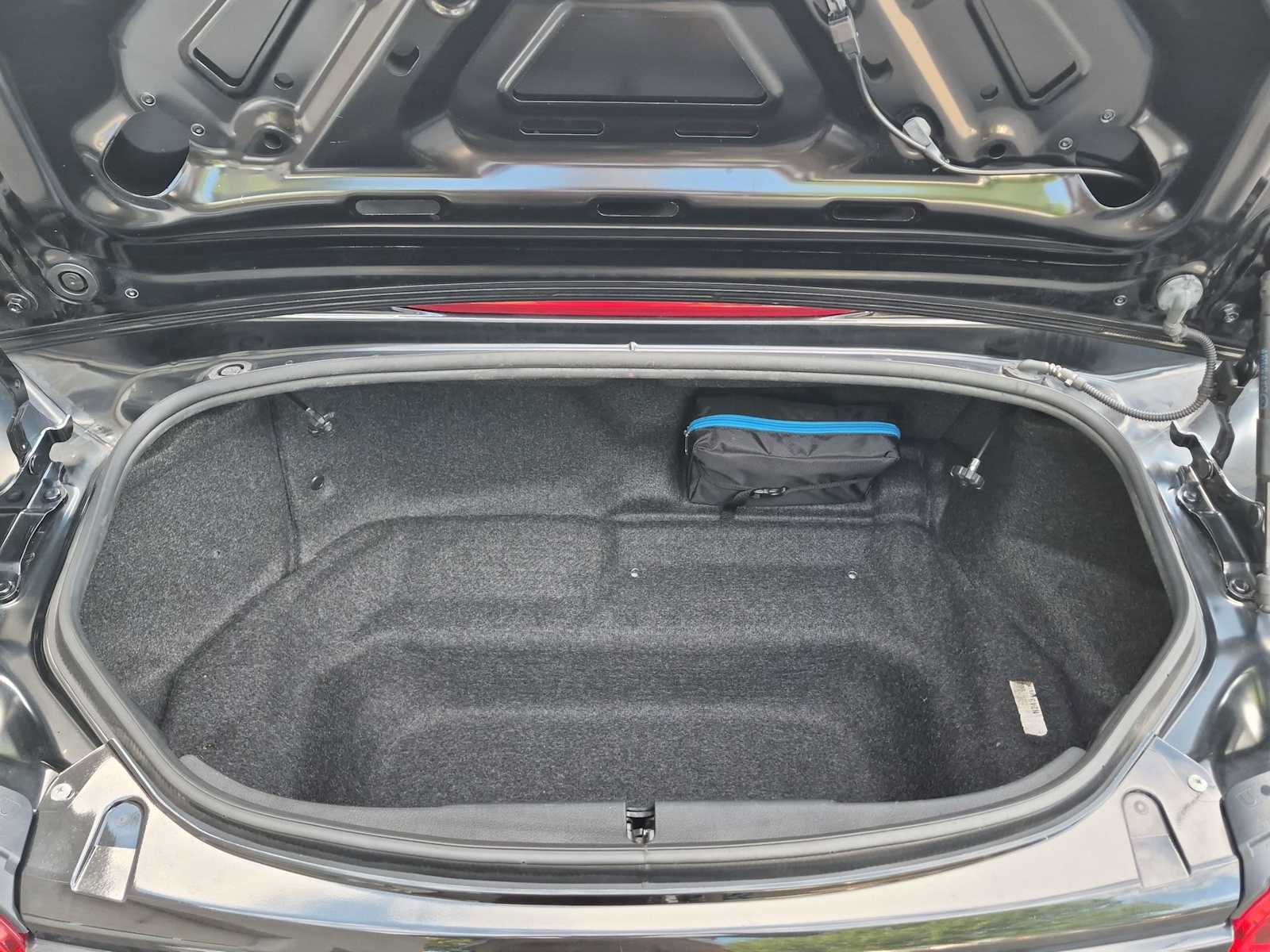 Used 2021 MAZDA MX-5 Miata Grand Touring RWD image 32