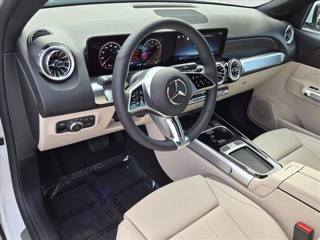 New 2026 Mercedes-Benz GLB 250 4MATIC image 3