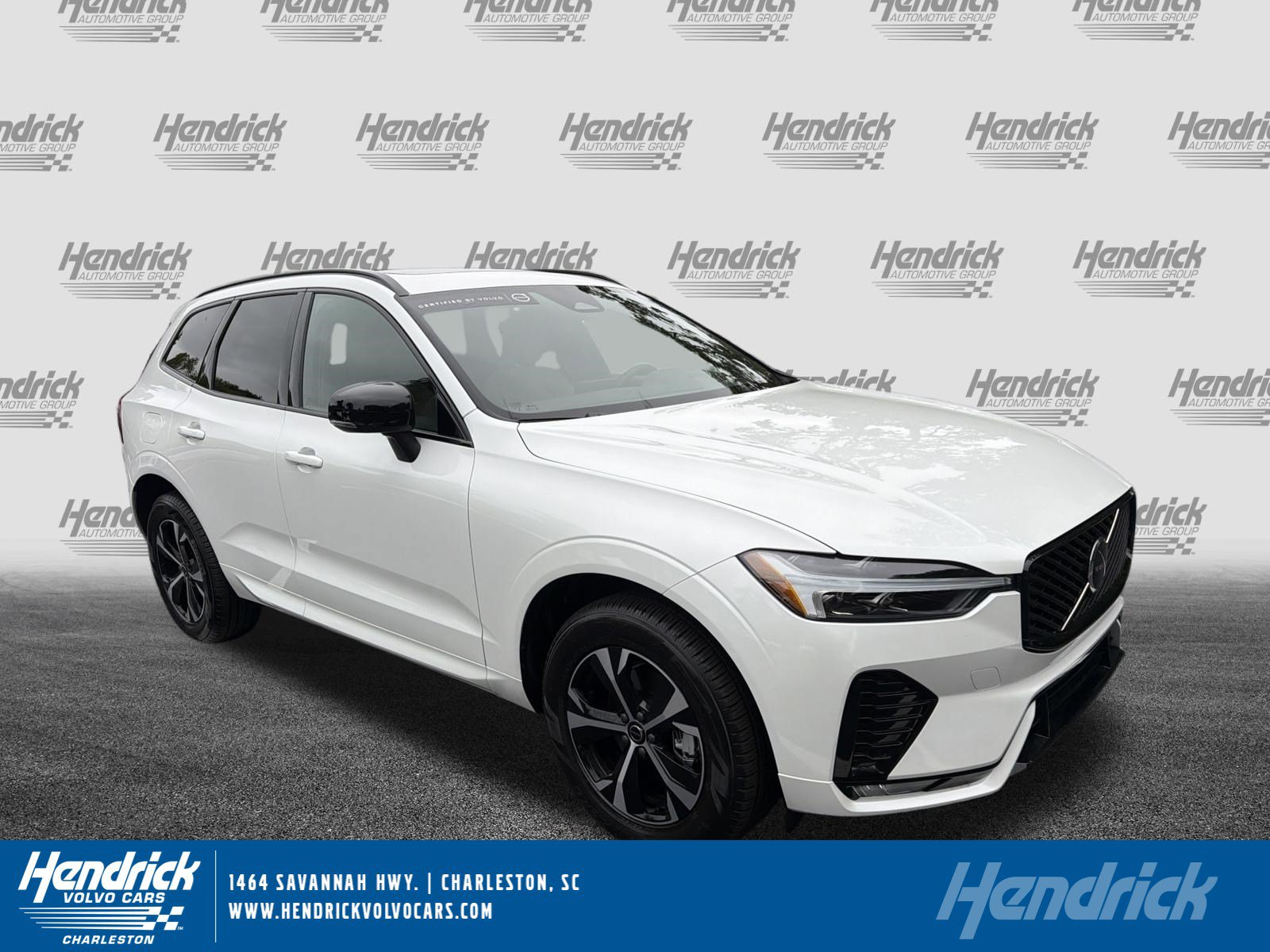 Certified 2026 Volvo XC60 B5 Core AWD/4WD image 1