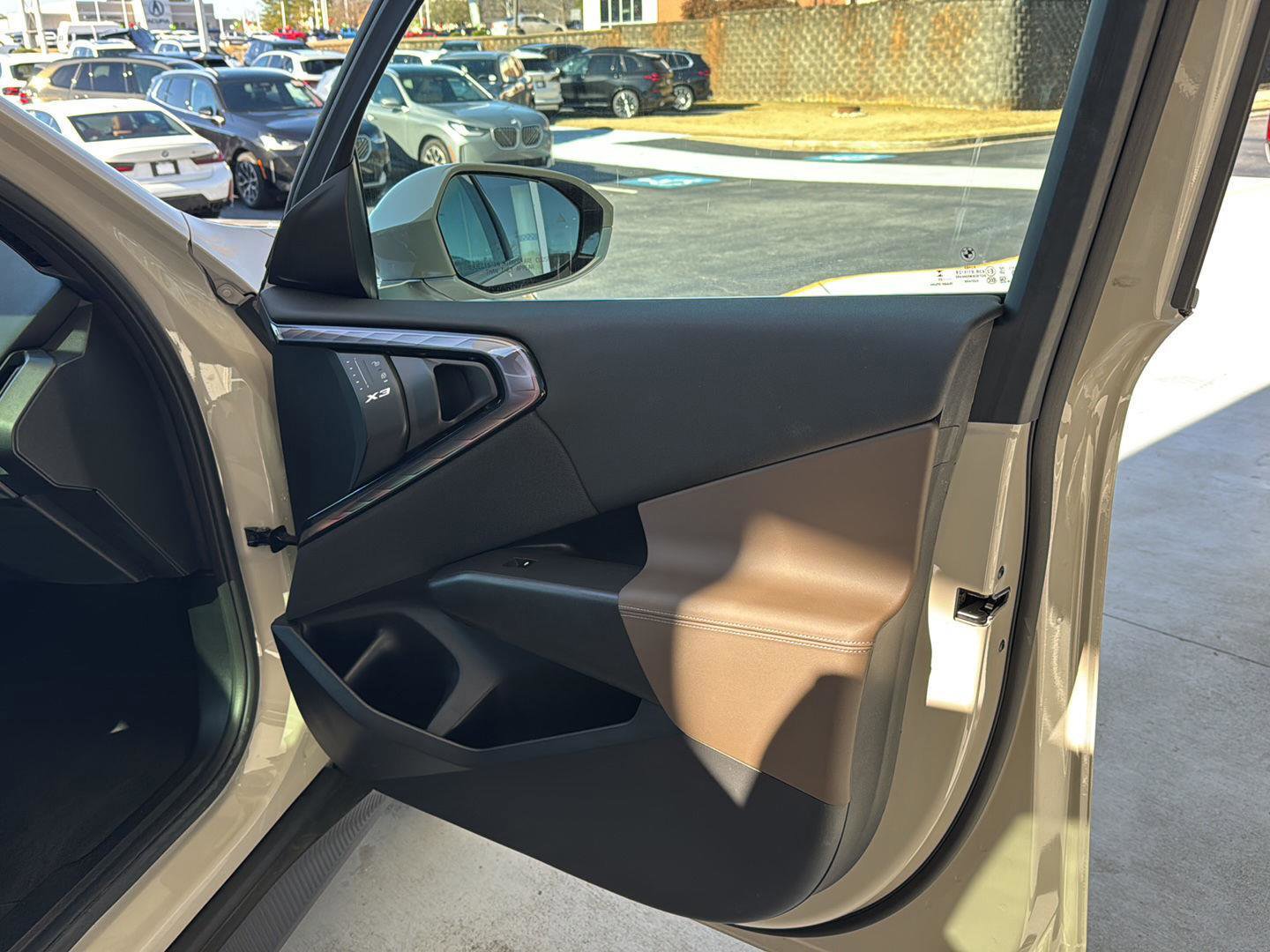 Used 2025 BMW X3 xDrive30i w/ Premium Package image 12