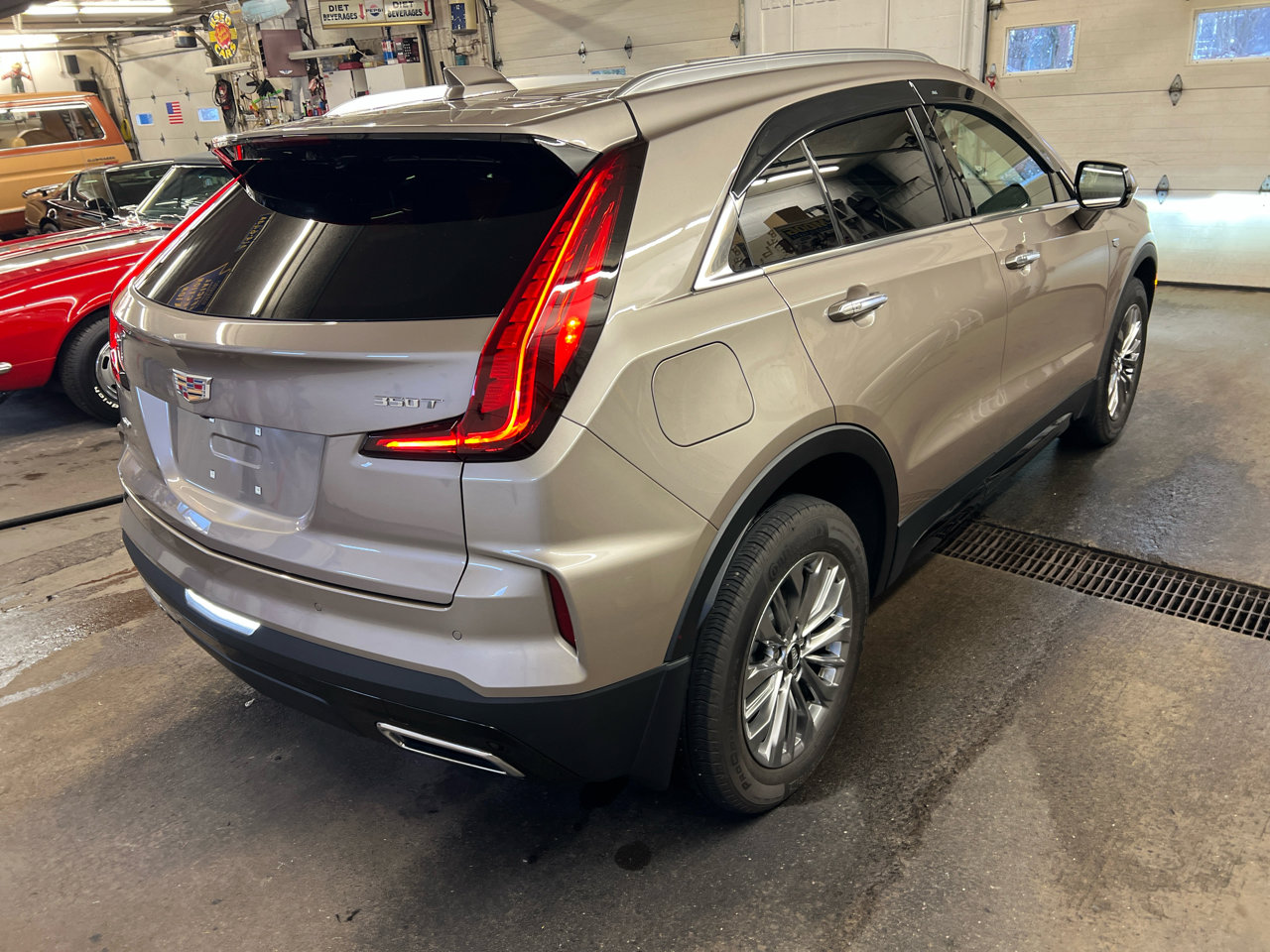 Used 2024 Cadillac XT4 Premium Luxury w/ Active Safety Package image 4