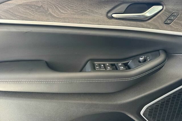 New 2026 Jeep Grand Cherokee Limited AWD/4WD image 8