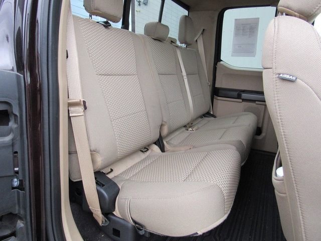 Used 2020 Ford F150 XLT w/ Equipment Group 302A Luxury AWD/4WD image 17