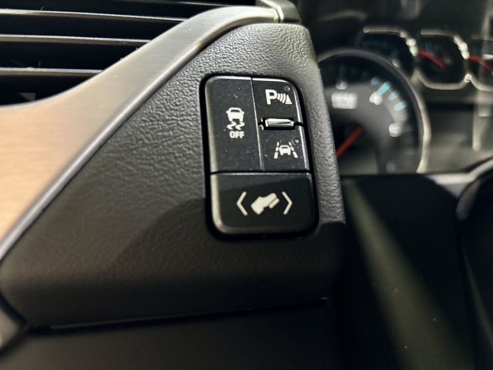 Used 2019 GMC Yukon XL SLT image 26