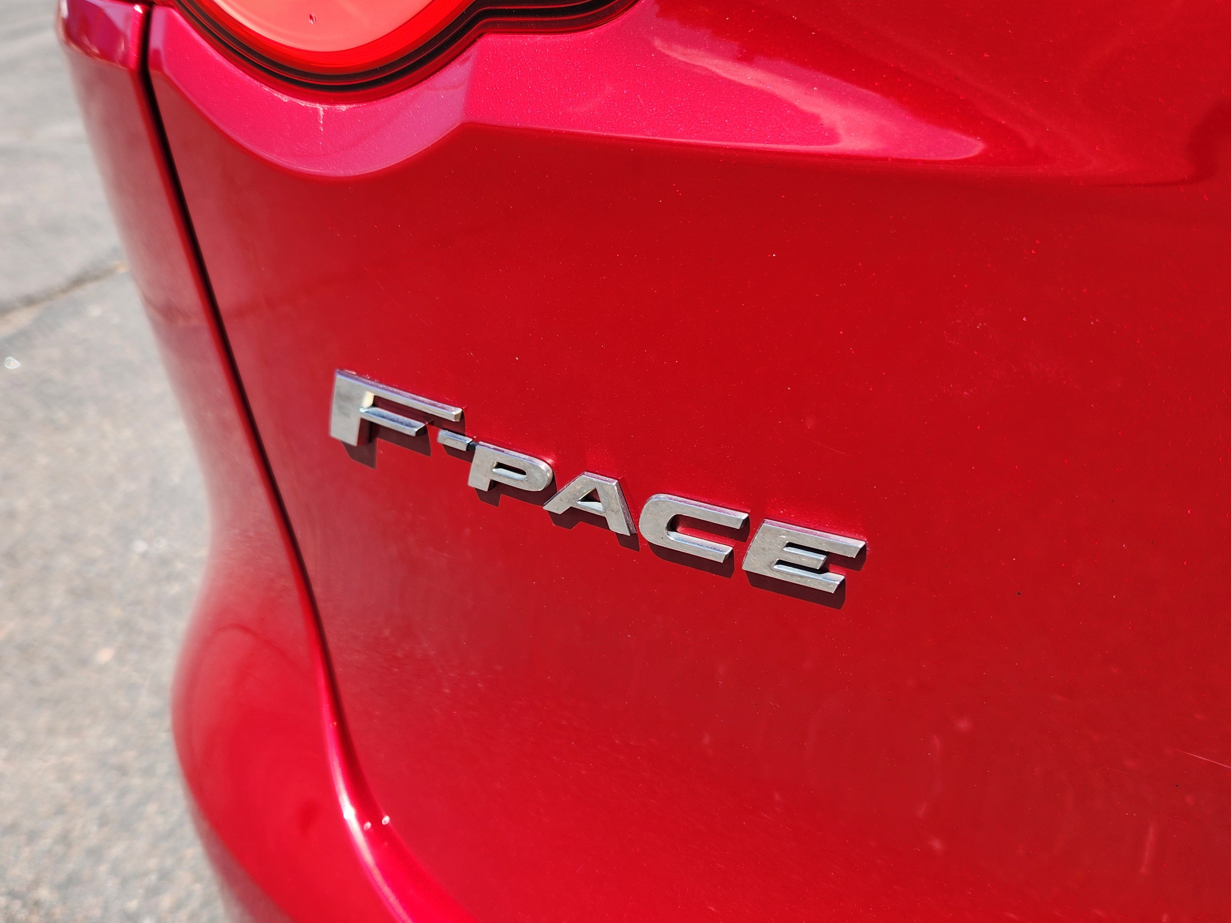 Used 2018 Jaguar F-PACE Prestige AWD/4WD image 26