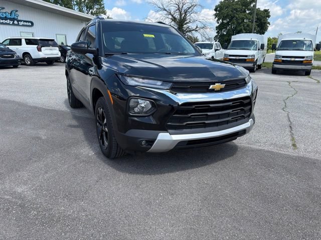 Used 2022 Chevrolet TrailBlazer LT w/ Convenience Package AWD/4WD image 4