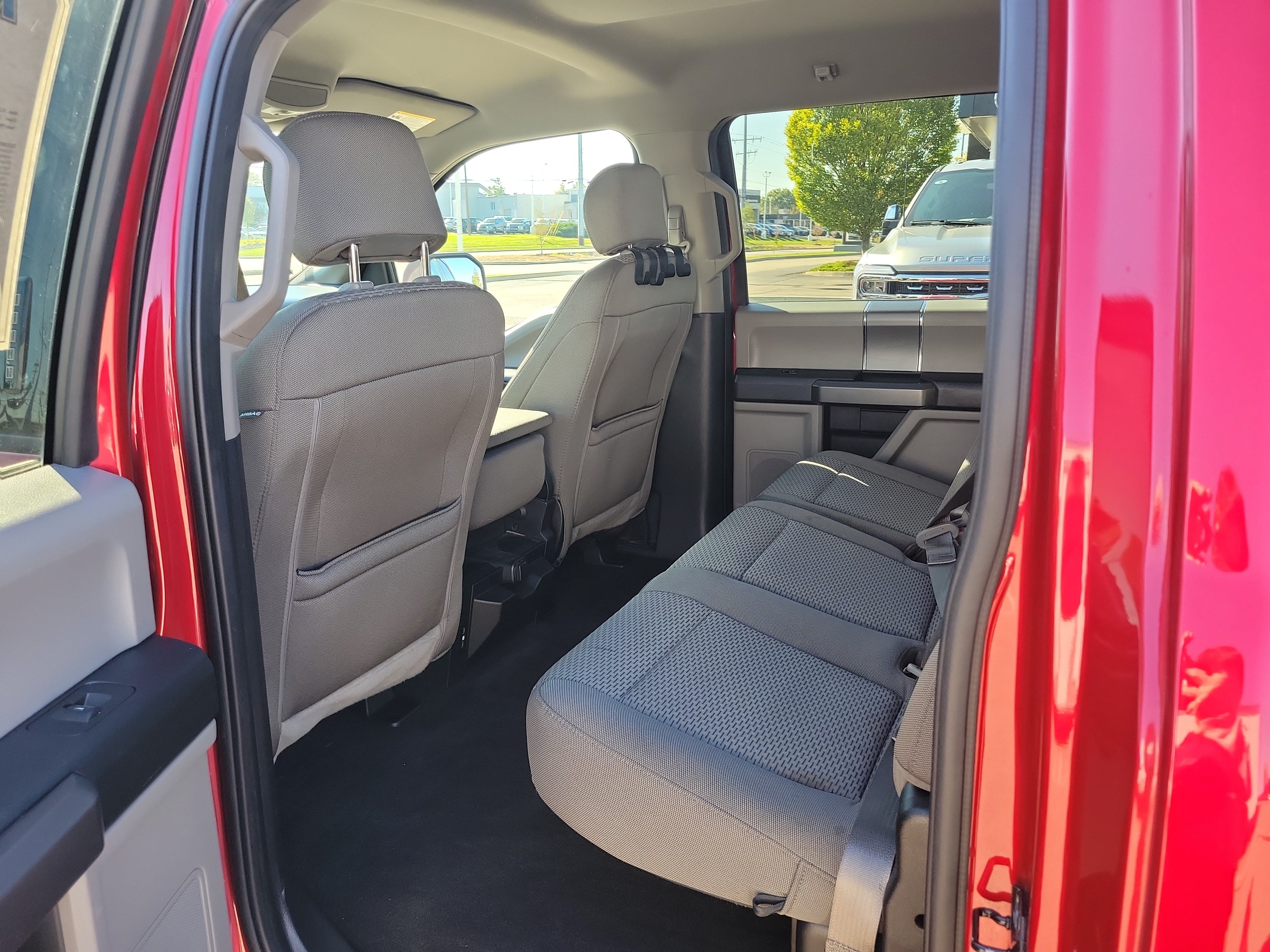 Used 2020 Ford F150 XLT w/ Equipment Group 302A Luxury AWD/4WD image 12