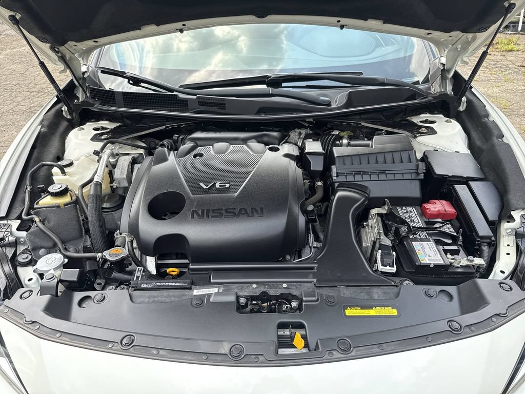 Used 2020 Nissan Maxima SR w/ Sport Mat Group FWD image 26