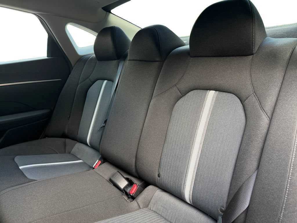 Used 2021 Hyundai Sonata SE FWD image 13
