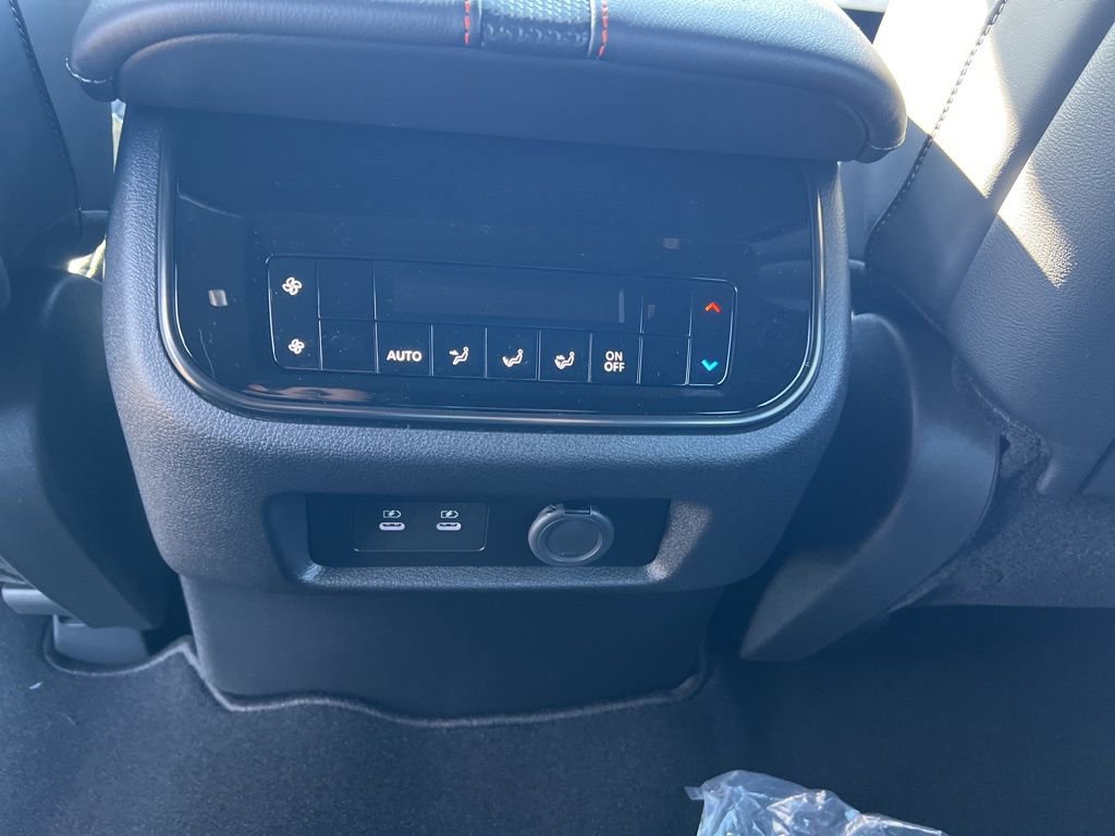 New 2025 Nissan Armada PRO-4X image 23