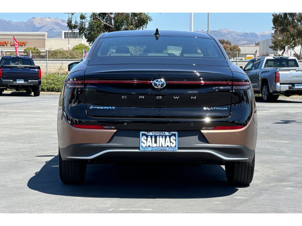 New 2026 Toyota Crown Platinum image 5