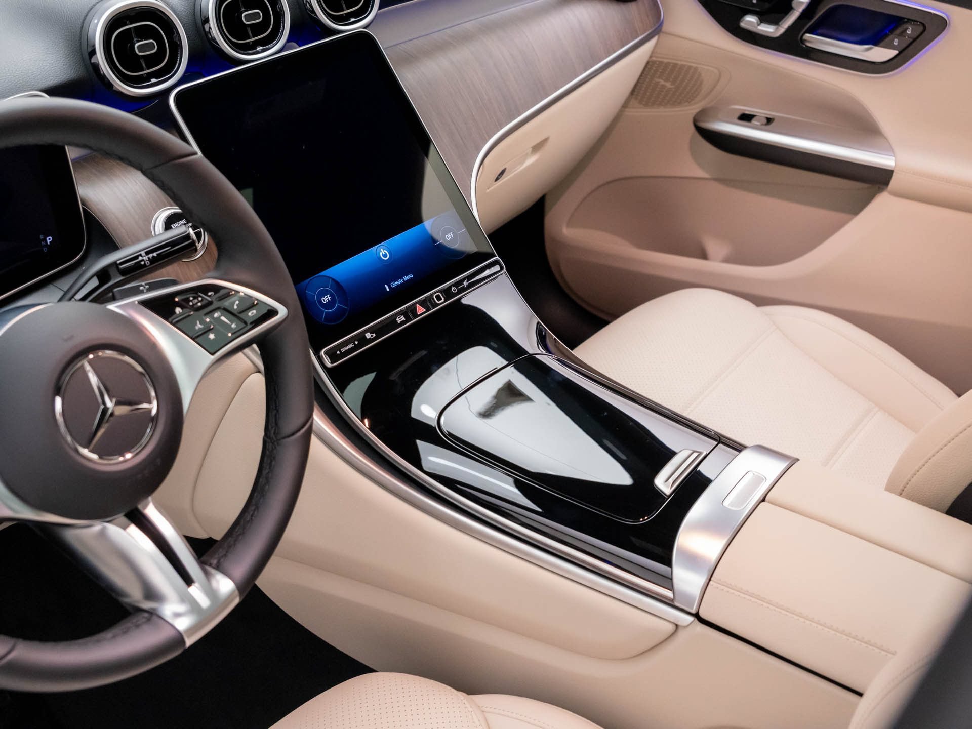 New 2026 Mercedes-Benz GLC 300 4MATIC image 12