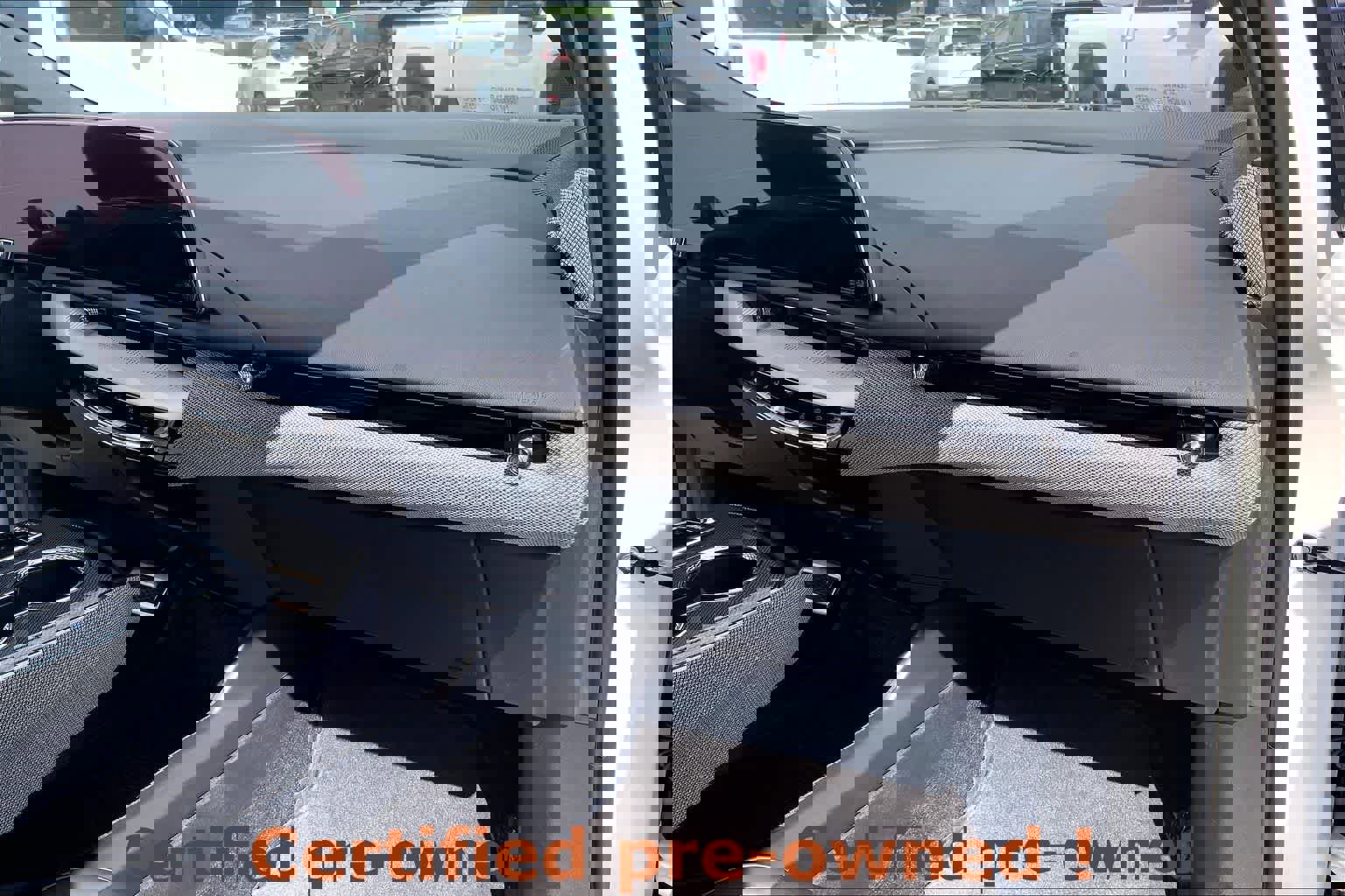 Certified 2025 Cadillac Optiq Sport 1 w/ LPO, ONYX Package image 23