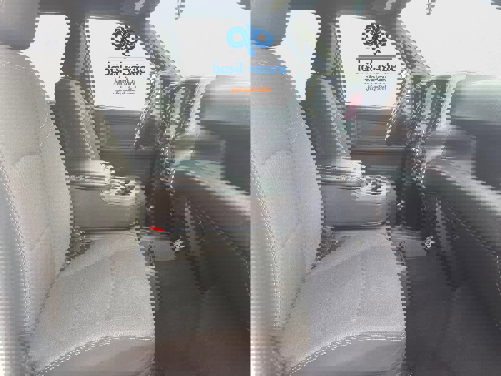 Used 2024 RAM 2500 Tradesman w/ Chrome Appearance Group image 18