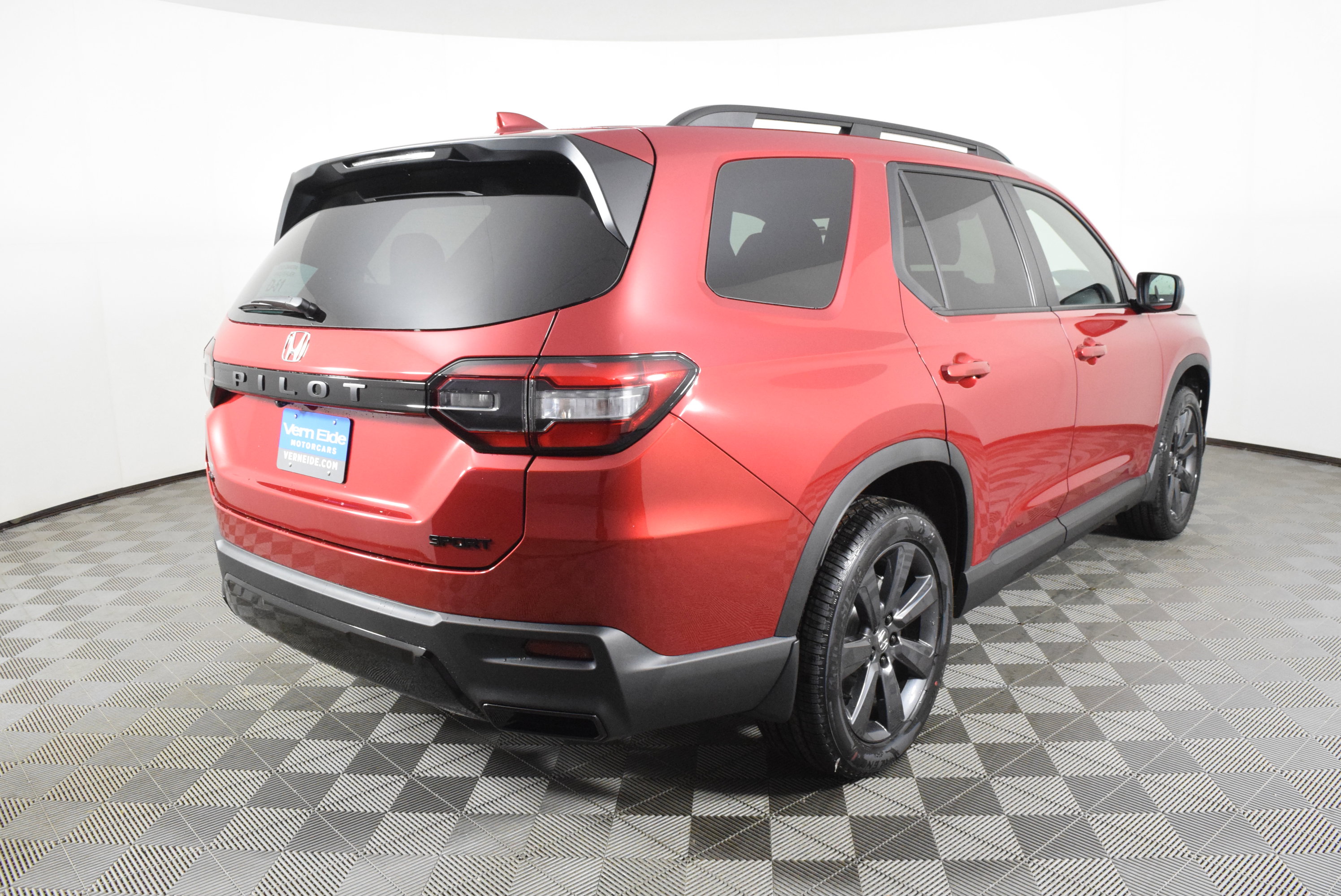 New 2026 Honda Pilot Sport image 6