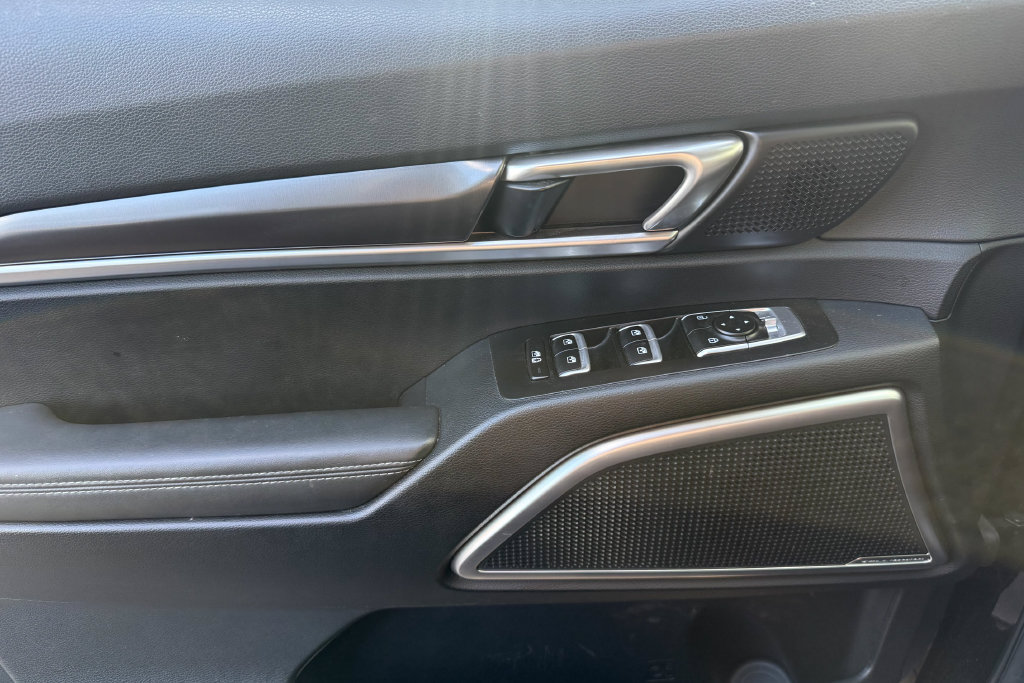 Certified 2024 Kia Telluride S w/ S Sunroof Package FWD image 13