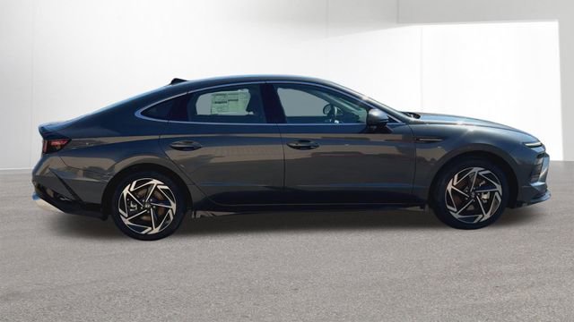 New 2026 Hyundai Sonata SEL AWD/4WD image 10