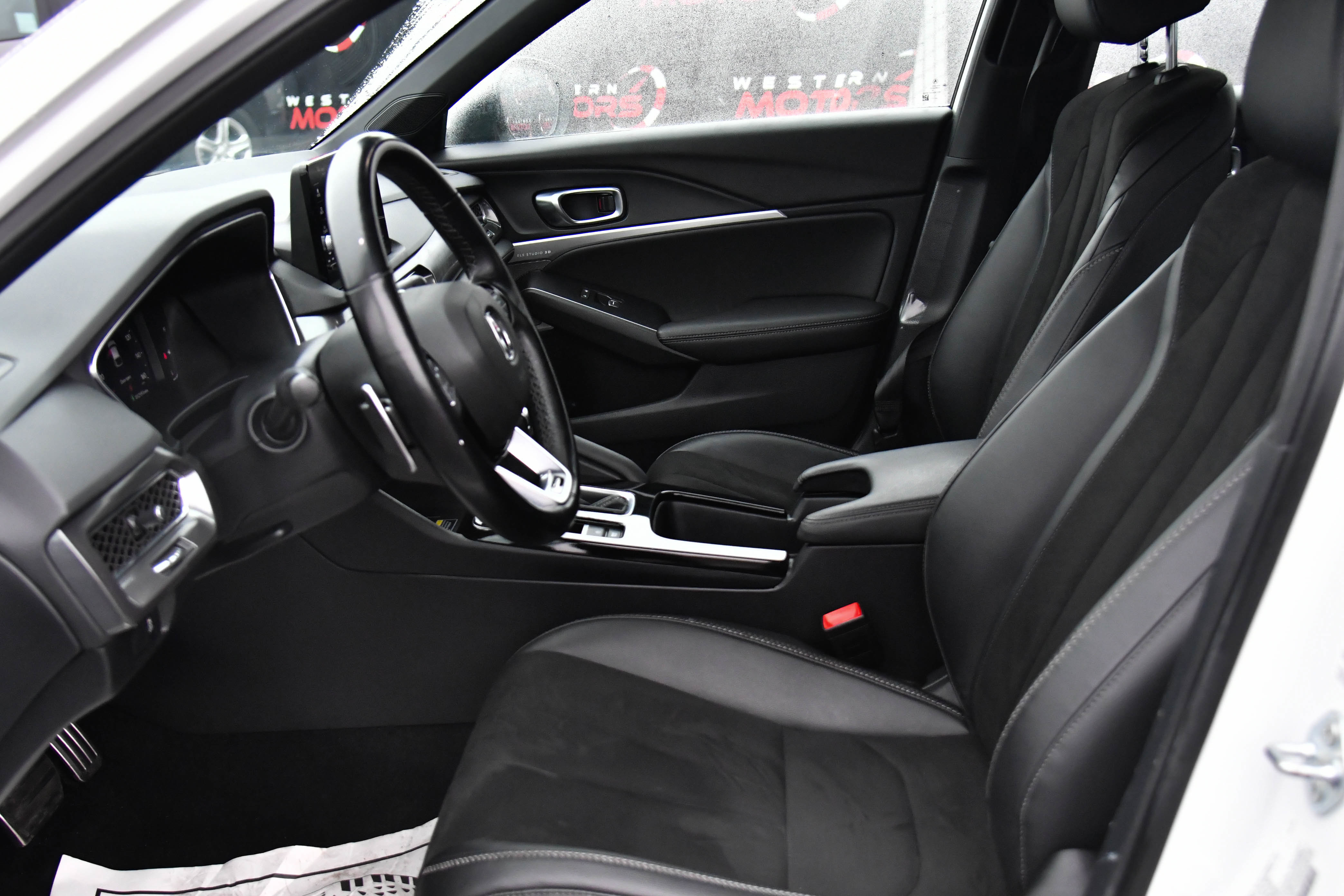 Used 2025 Acura Integra A-Spec image 18