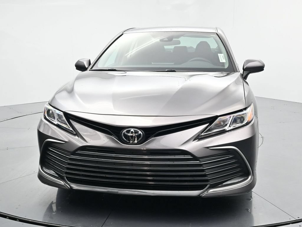 Used 2024 Toyota Camry LE FWD image 3