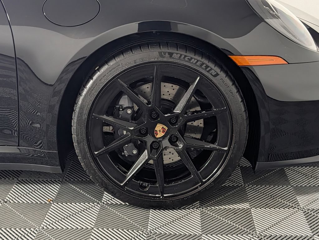 Certified 2025 Porsche 911 Carrera RWD image 14