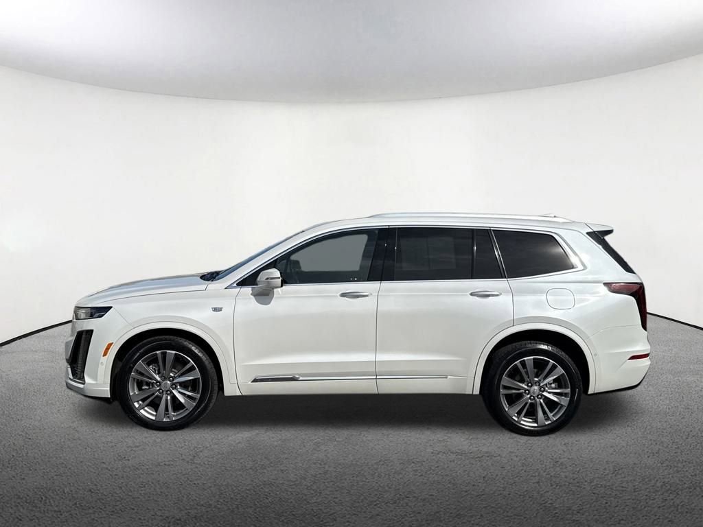 Certified 2022 Cadillac XT6 Premium Luxury w/ Technology Package image 4