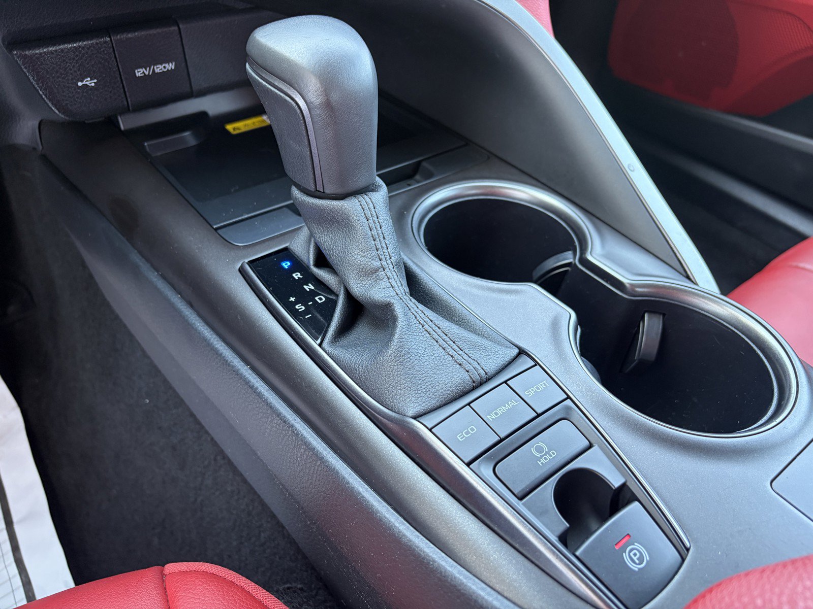 Used 2024 Toyota Camry XSE FWD image 20