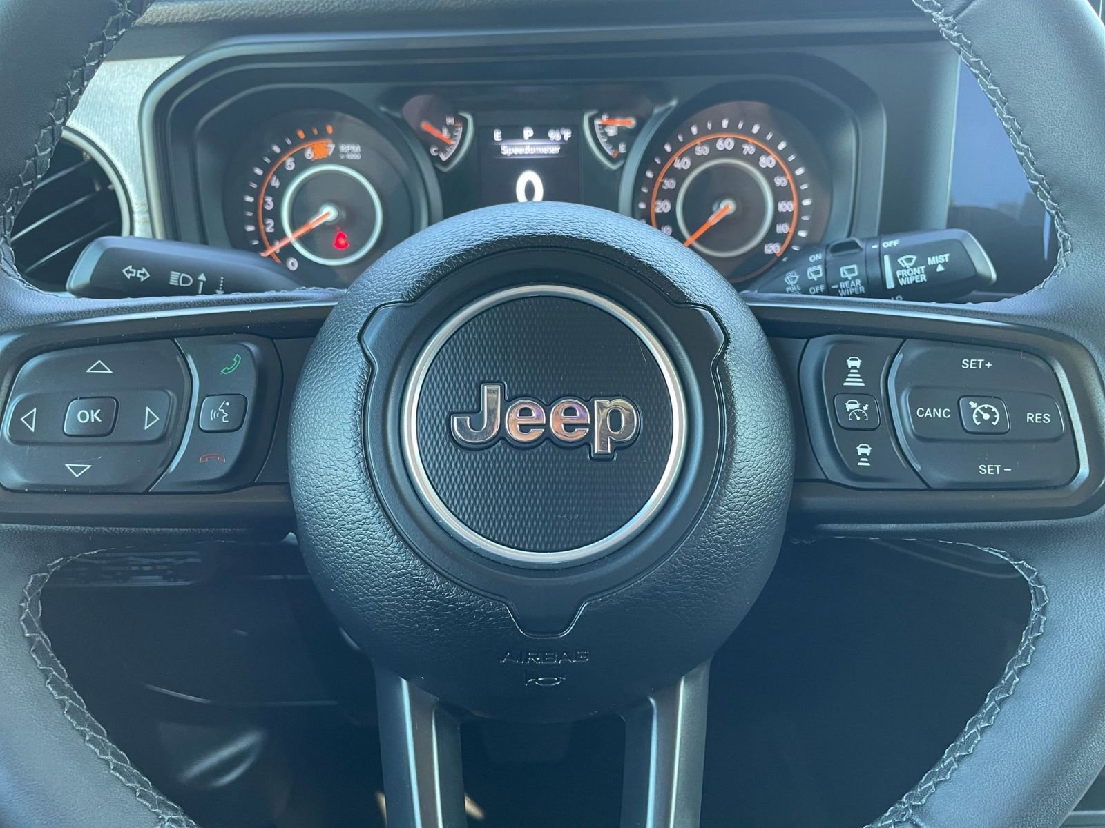 Used 2025 Jeep Wrangler Sport S AWD/4WD image 27