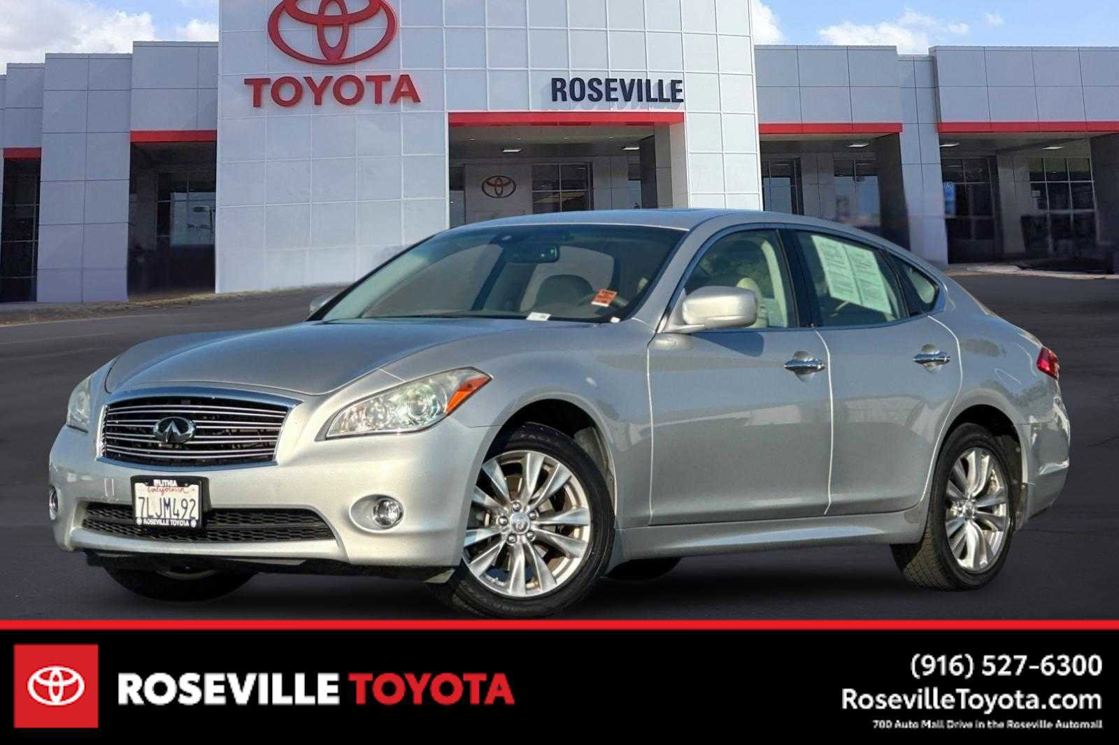 Used 2012 INFINITI M37 w/ Premium Pkg