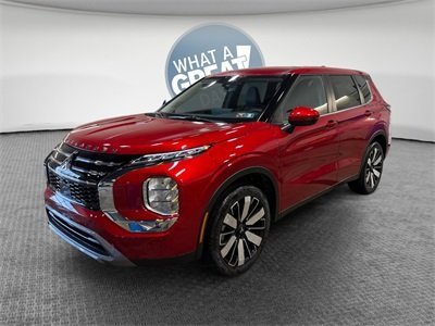 New 2025 Mitsubishi Outlander SE image 8