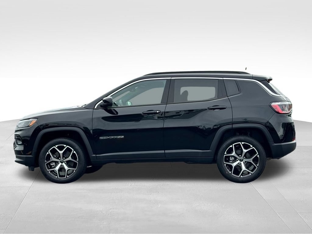New 2026 Jeep Compass Limited w/ Sun, Sound & Navigation Group AWD/4WD image 4