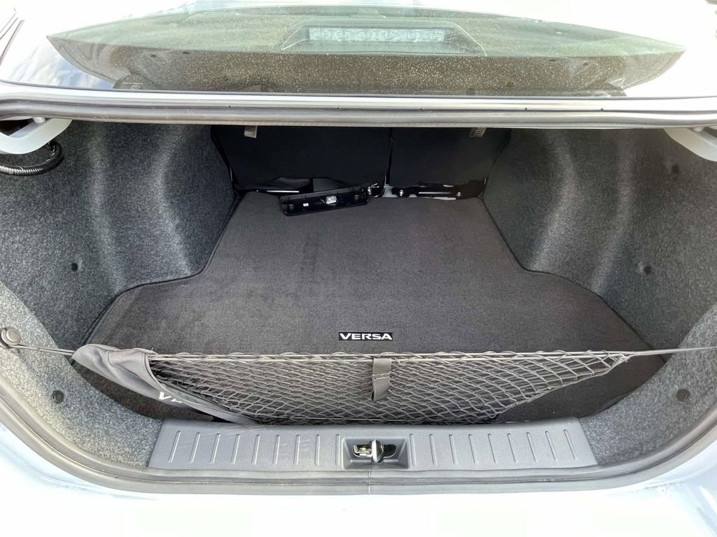 Used 2025 Nissan Versa SV w/ Trunk Package image 10
