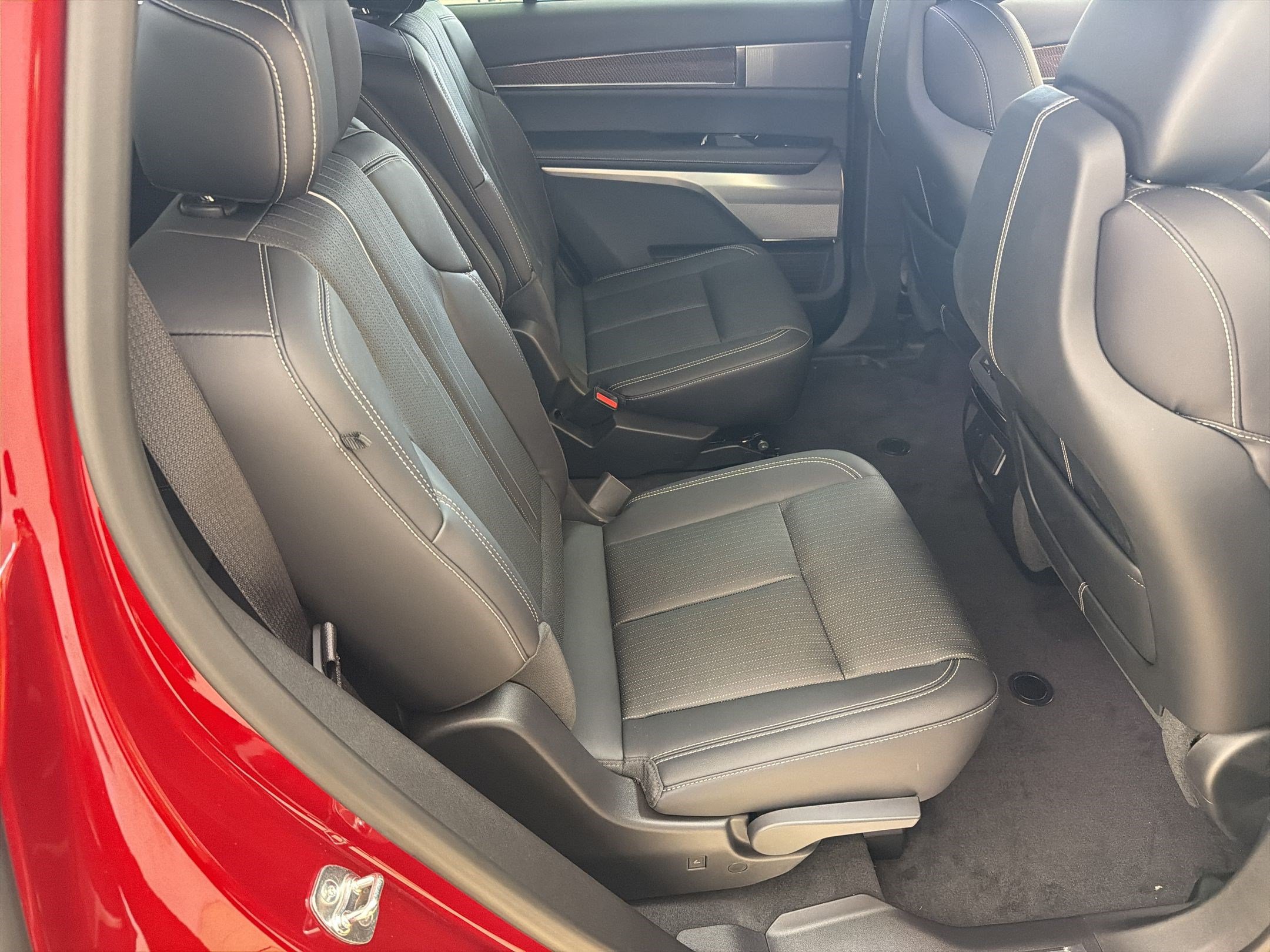 New 2026 Cadillac Vistiq Luxury AWD/4WD image 26
