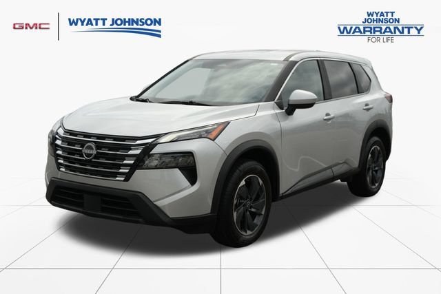 Used 2025 Nissan Rogue SV FWD image 3
