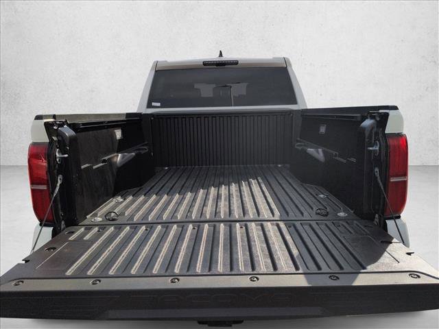 Used 2025 Toyota Tacoma TRD Off-Road AWD/4WD image 6