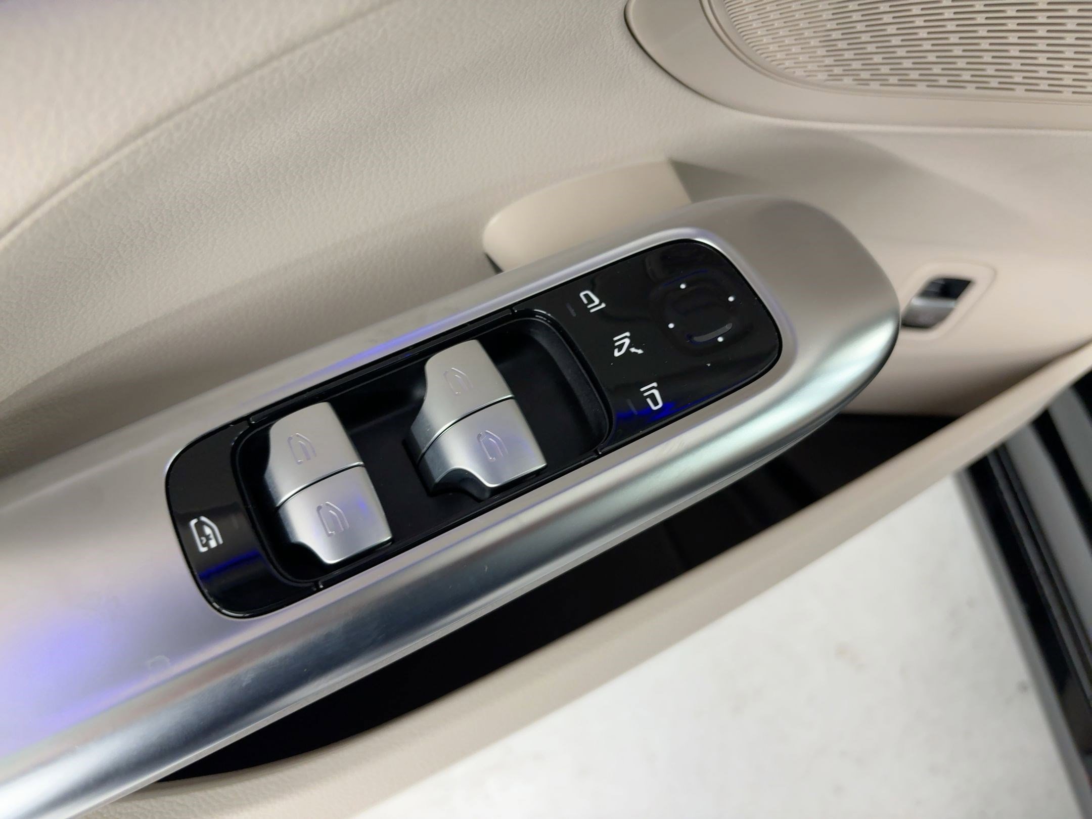 Certified 2025 Mercedes-Benz C 300 C 300 image 47