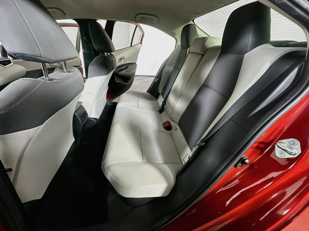 Used 2021 Toyota Corolla LE FWD image 14
