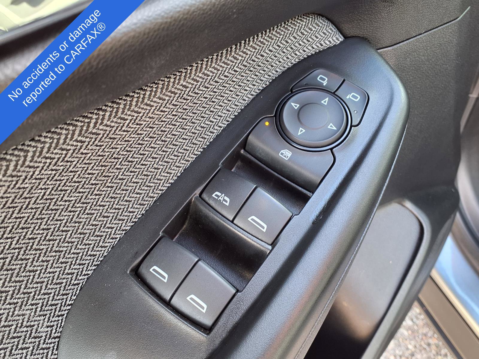 Used 2024 Chevrolet TrailBlazer LT w/ Driver Confidence Package FWD image 16